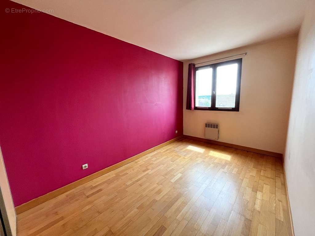 Appartement à ISSOU