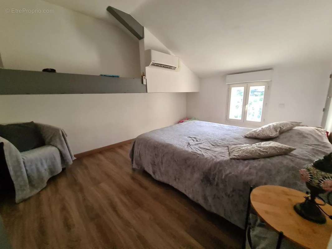 Appartement à CABANNES