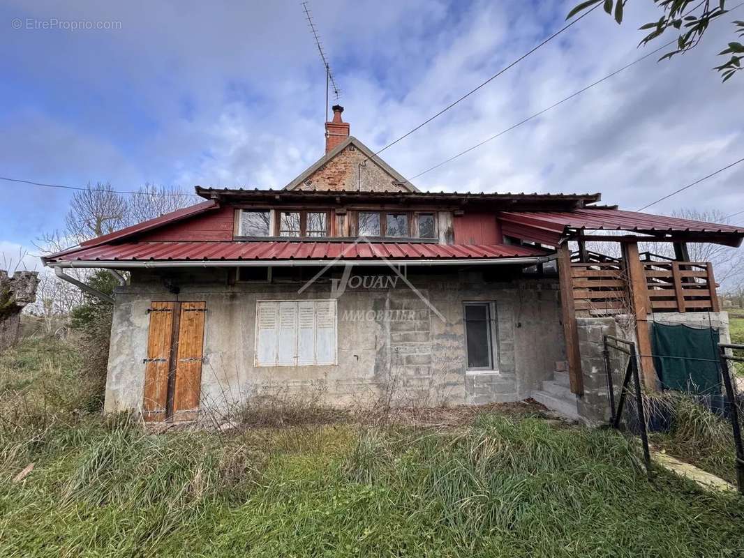 Maison à VAUMAS