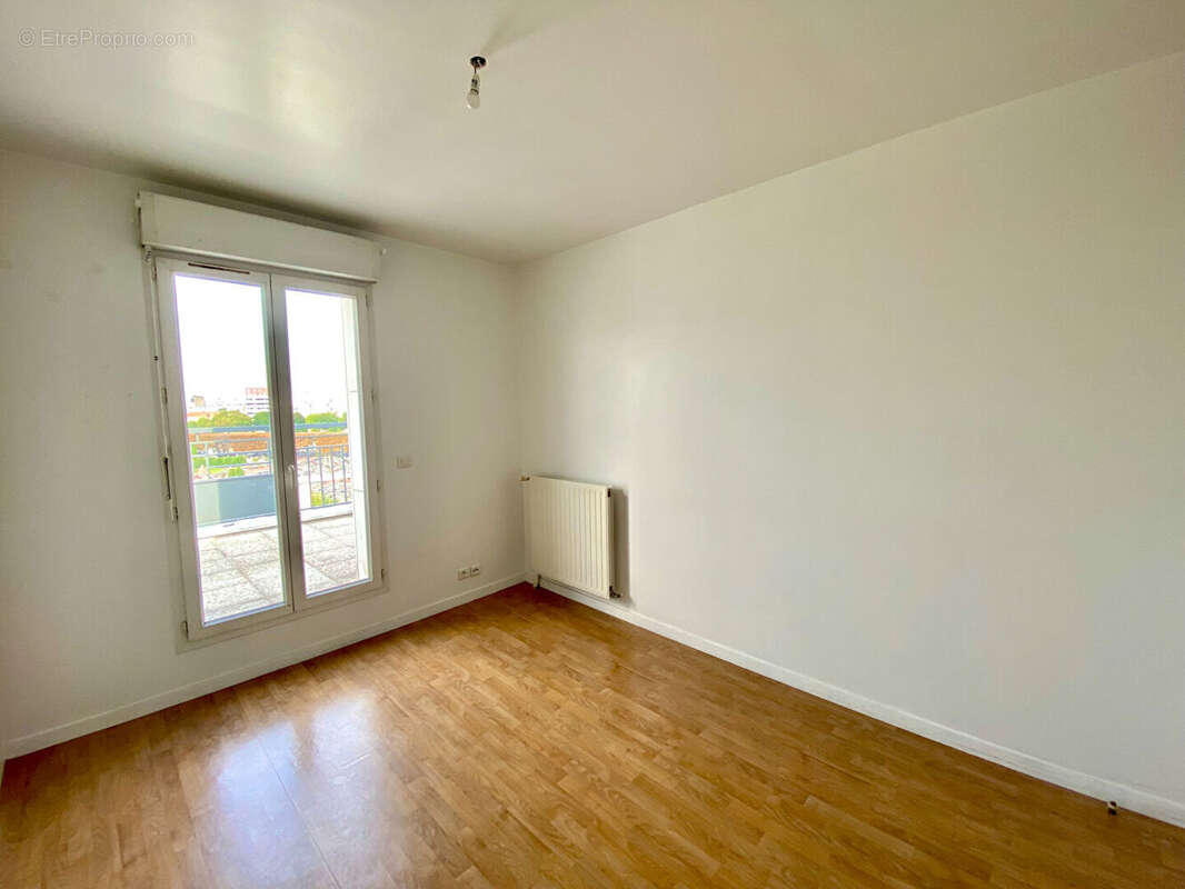 Appartement à LEVALLOIS-PERRET