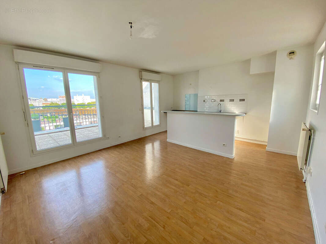 Appartement à LEVALLOIS-PERRET