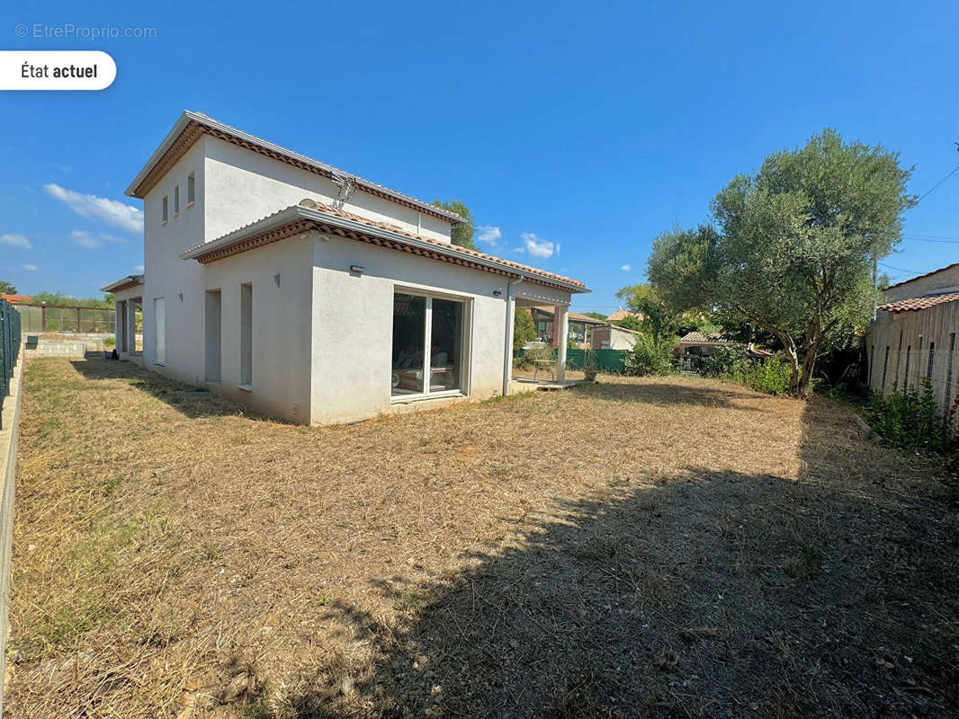 Maison à LA CRAU