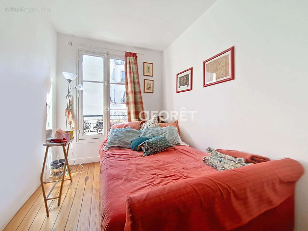 Appartement à PARIS-2E