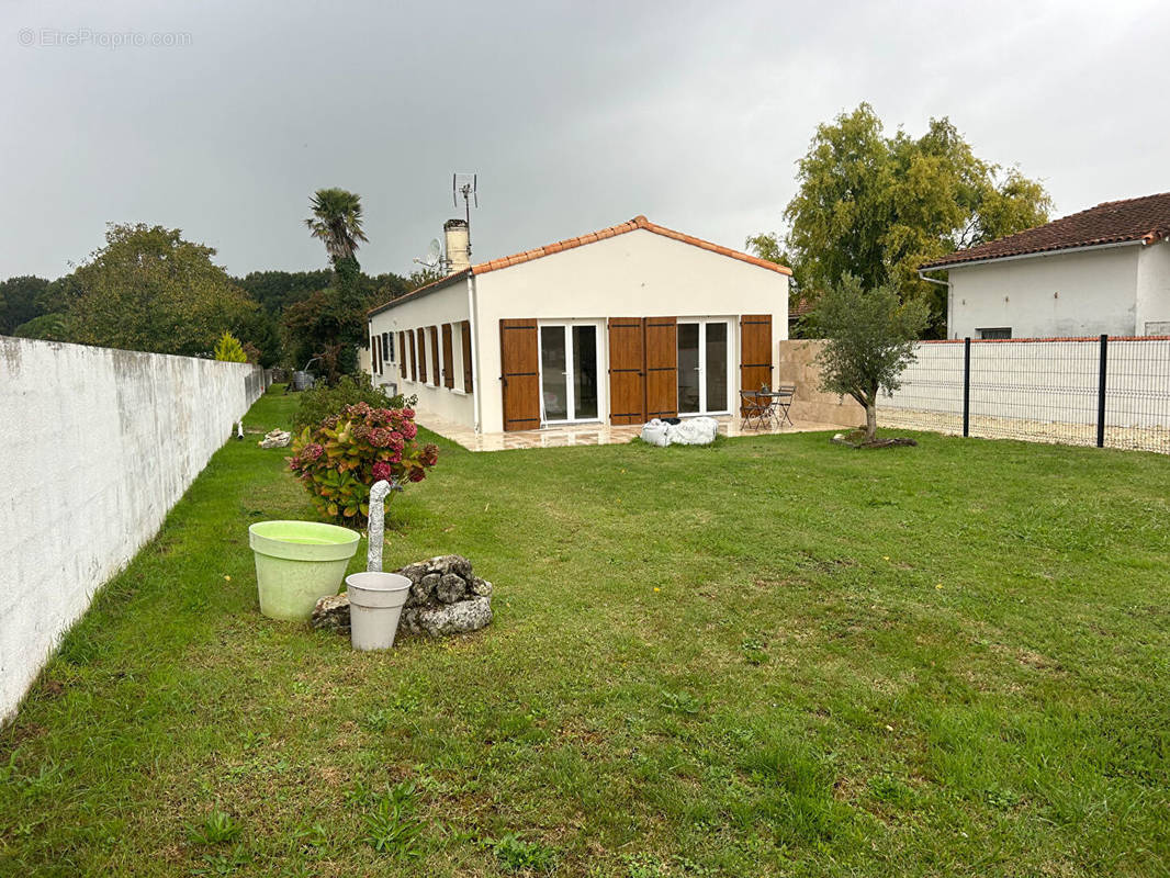 Maison à SAINT-PALAIS-SUR-MER