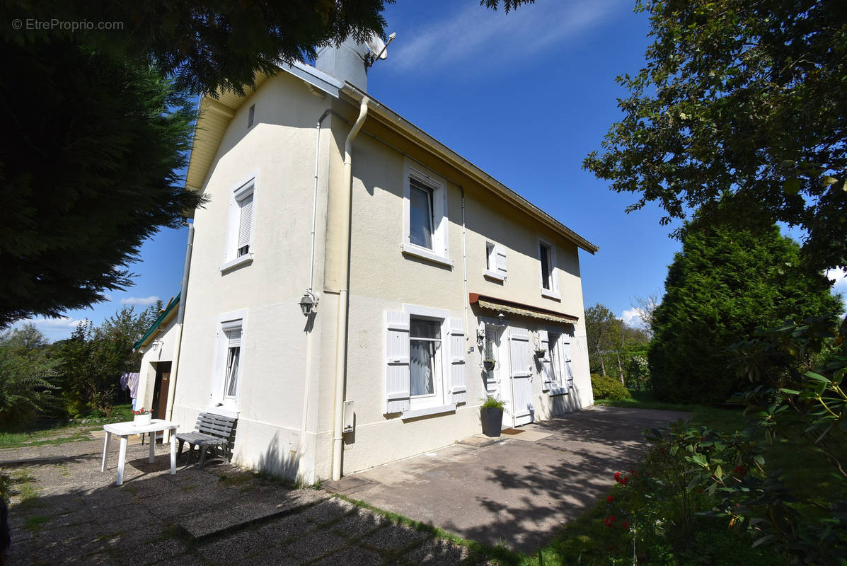 Maison à CORBENAY