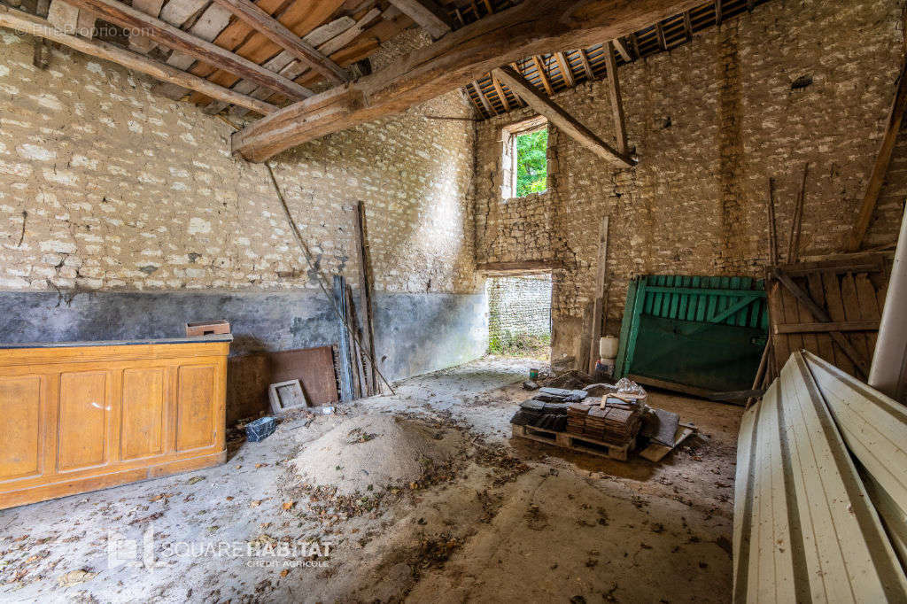 Maison à RILLY-SUR-VIENNE