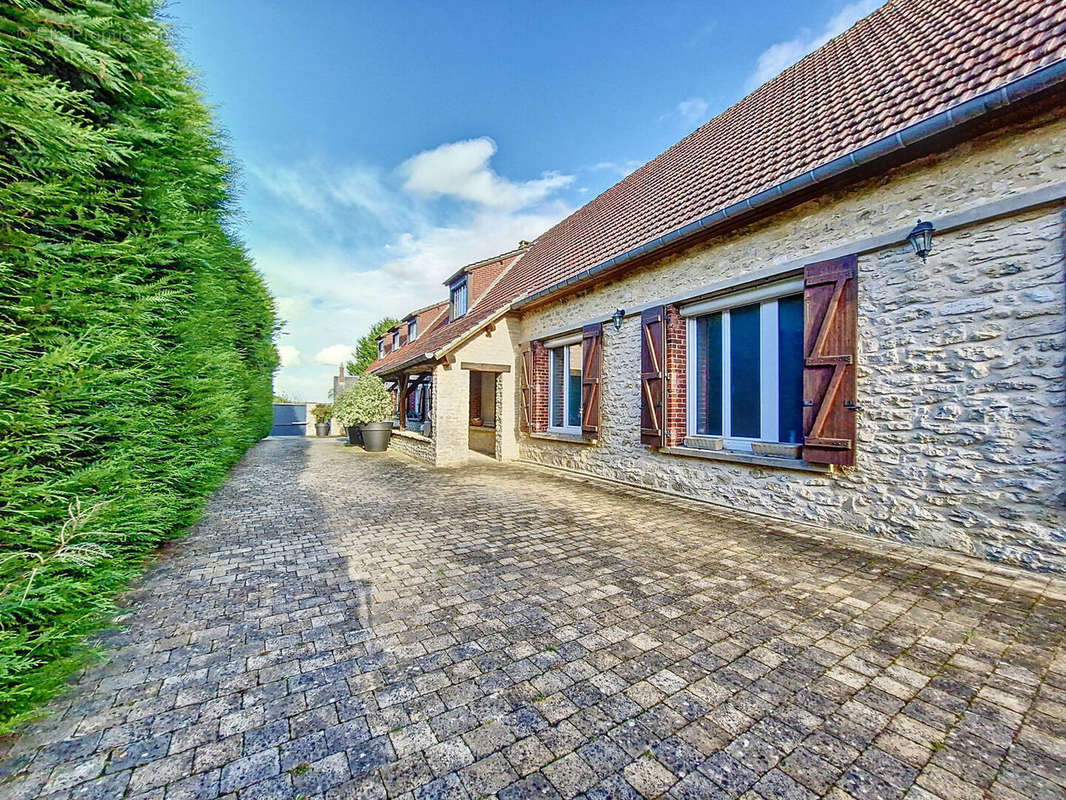 Maison à MAGNY-EN-VEXIN