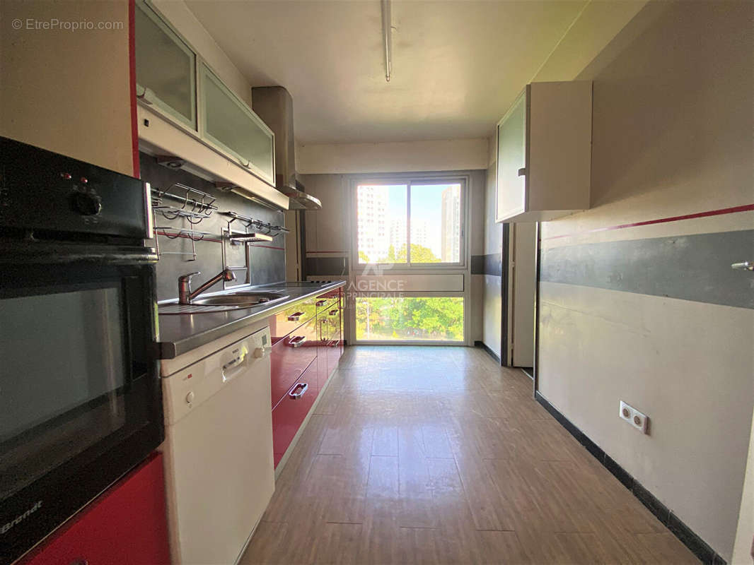 Appartement à NANTERRE