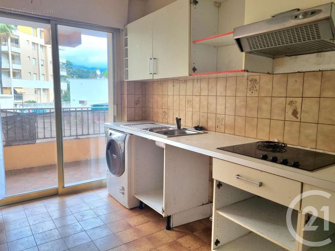 Appartement à ROQUEBRUNE-CAP-MARTIN