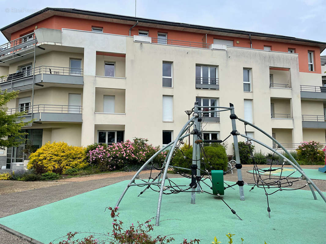 Appartement à FLEURY-LES-AUBRAIS