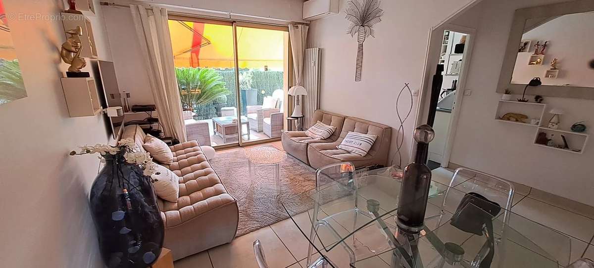 Appartement à CAGNES-SUR-MER