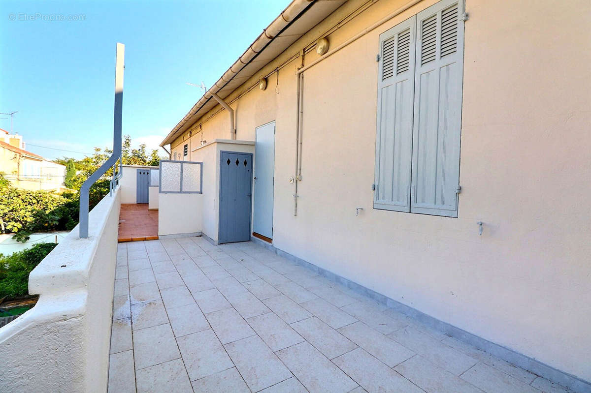 Appartement à MARSEILLE-12E