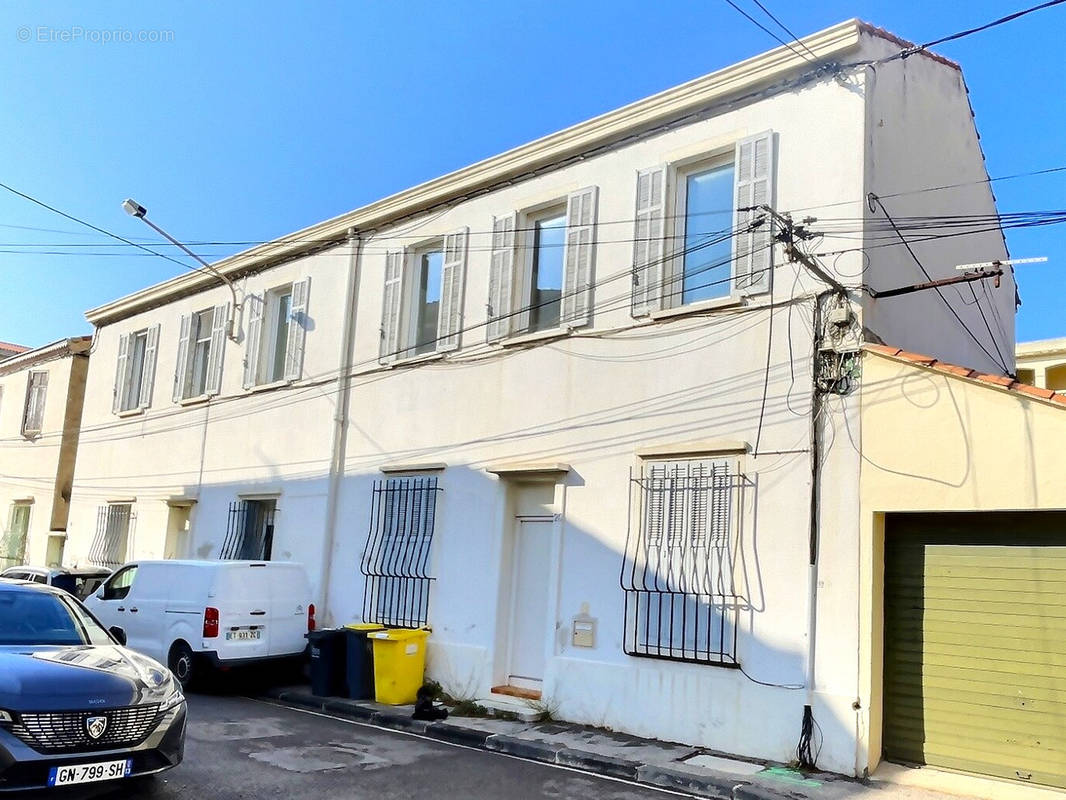 Appartement à MARSEILLE-12E