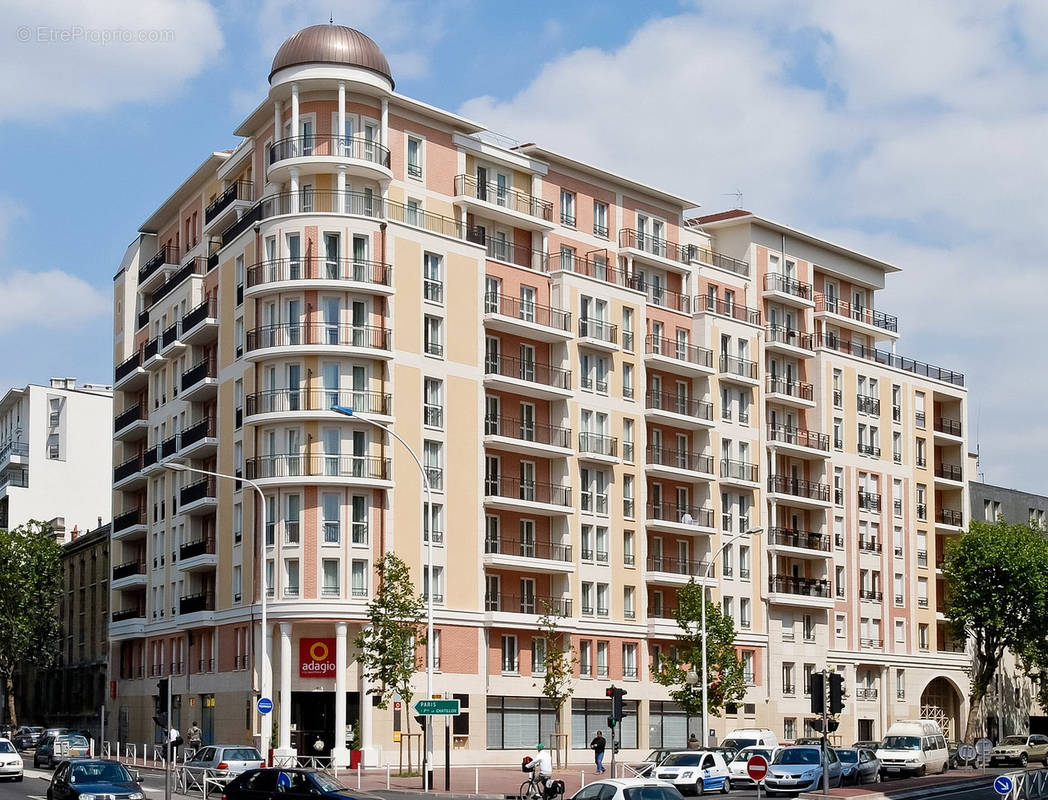 Appartement à MONTROUGE