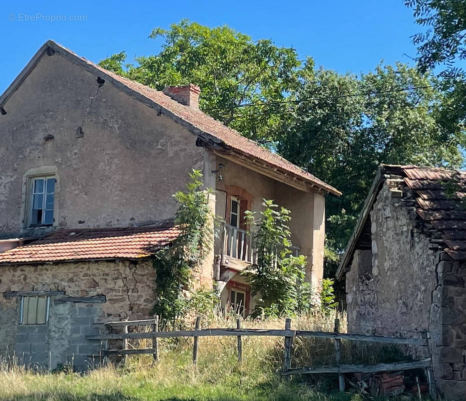 Maison à GIBLES