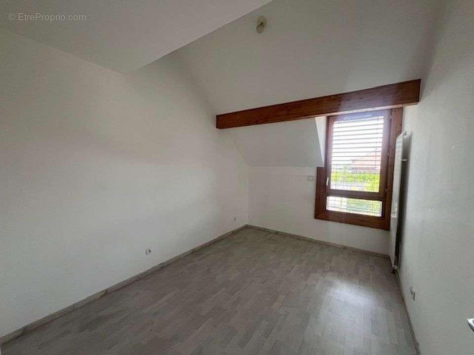 Chambre 1 - Appartement à CHAVANOD