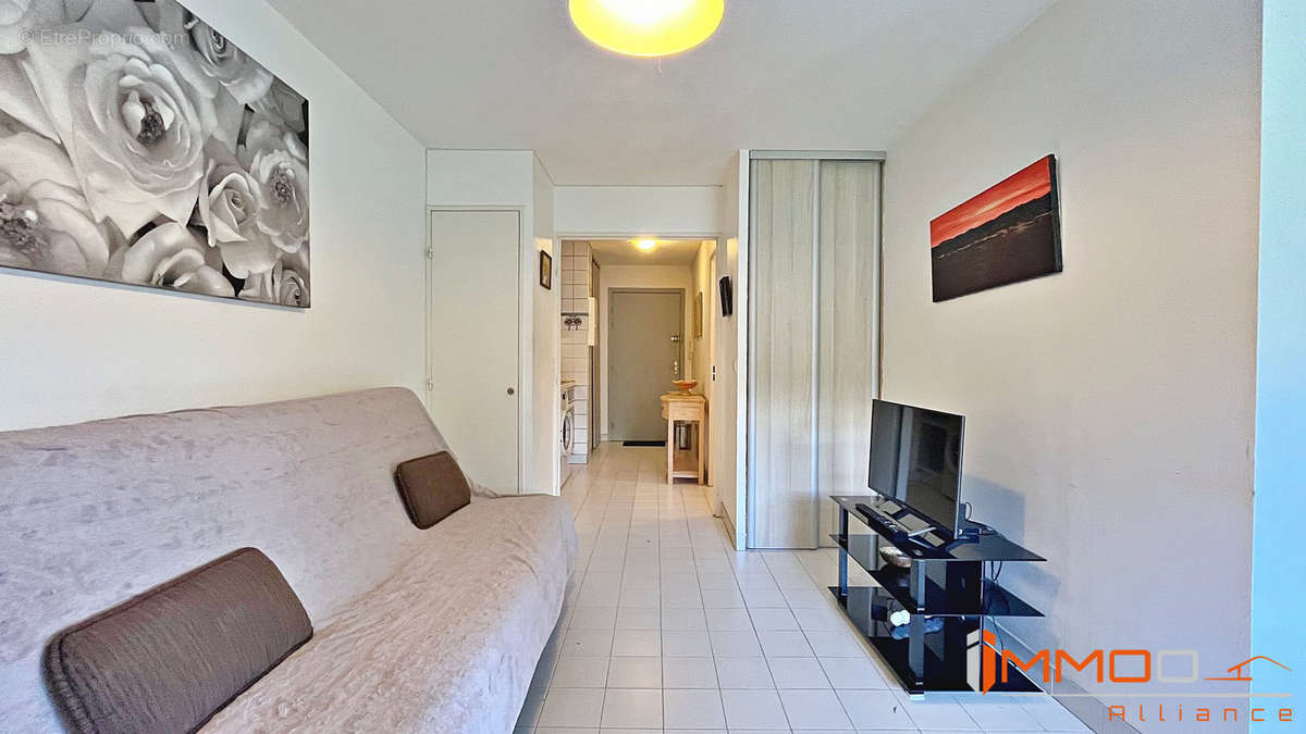 Appartement à MANDELIEU-LA-NAPOULE