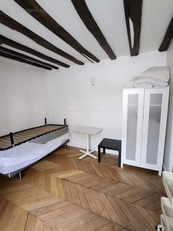 Appartement à PARIS-7E