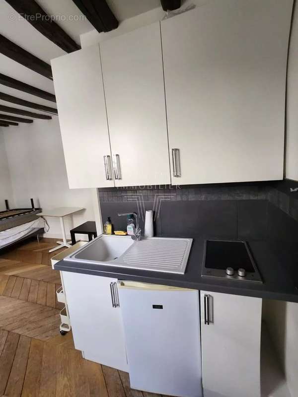 Appartement à PARIS-7E