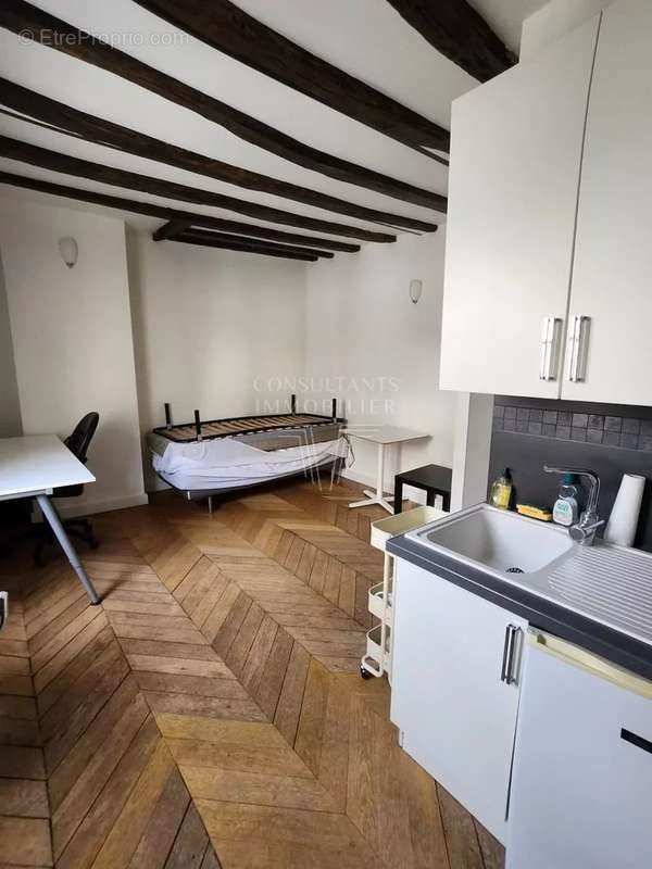 Appartement à PARIS-7E