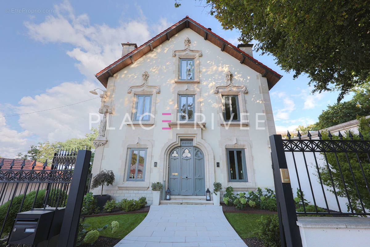 Maison à NANCY