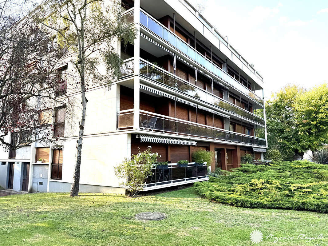 Appartement à SAINT-GERMAIN-EN-LAYE