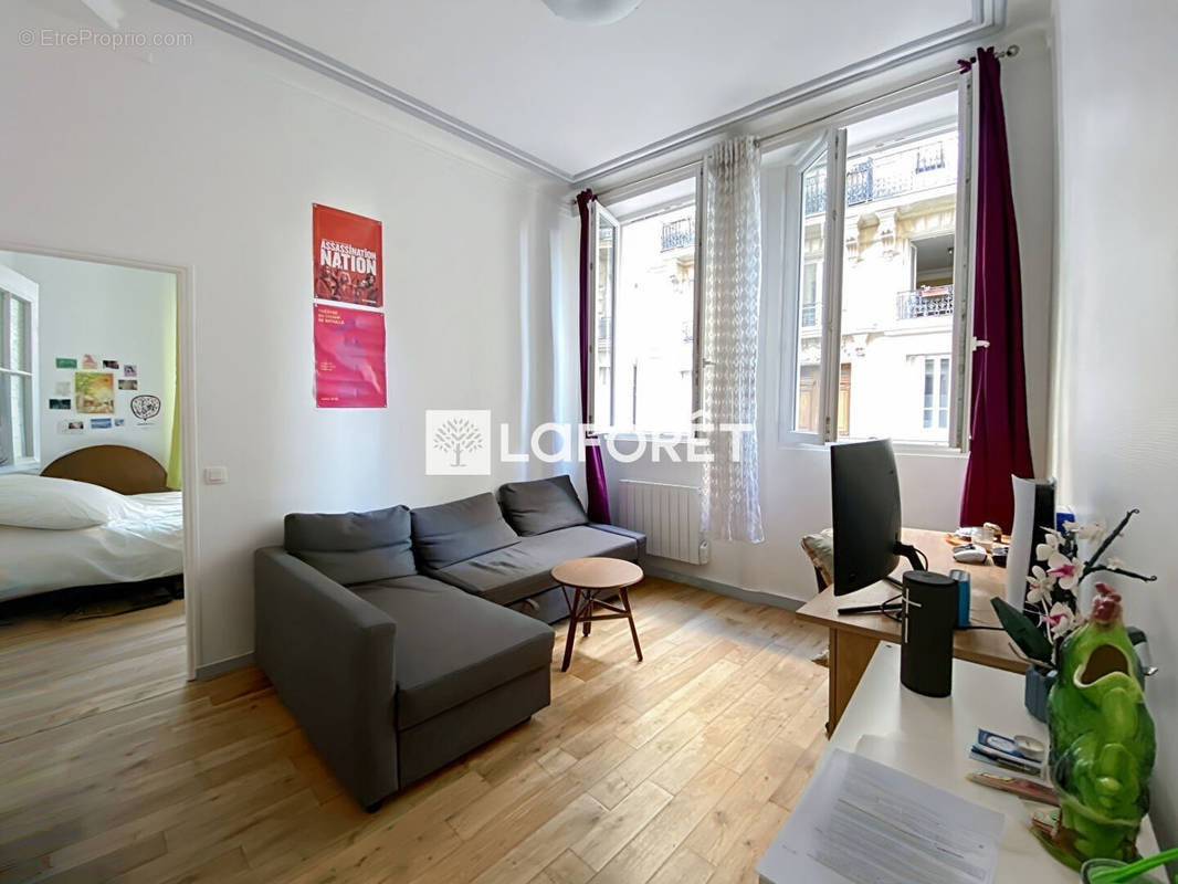 Appartement à PARIS-18E