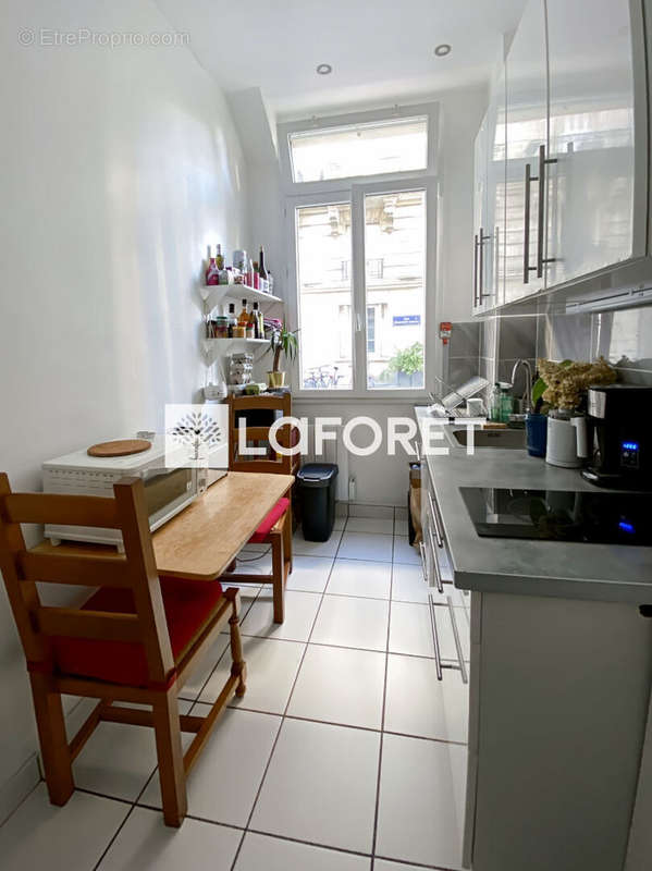 Appartement à PARIS-18E