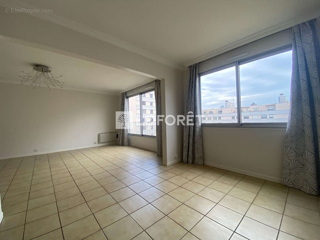 Appartement à LYON-7E