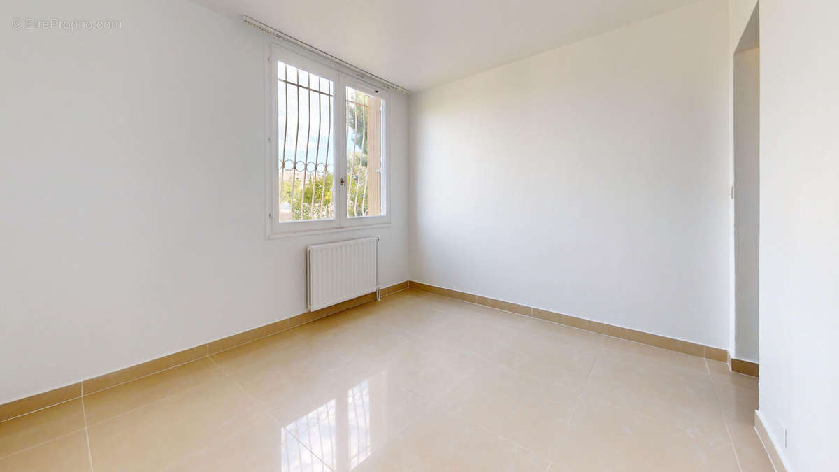 Appartement à MARSEILLE-13E