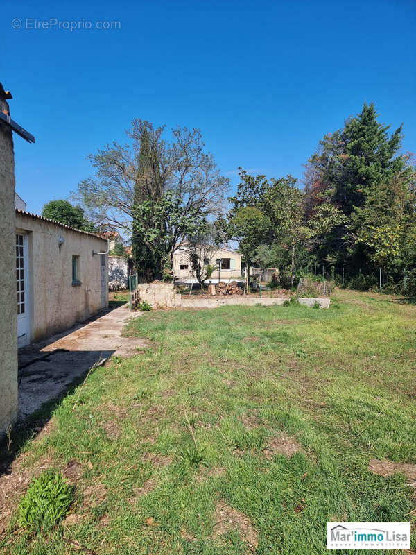 Maison à MORIERES-LES-AVIGNON