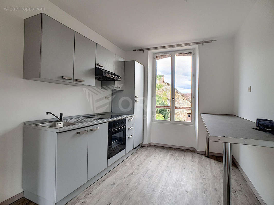 Appartement à AILLANT-SUR-THOLON