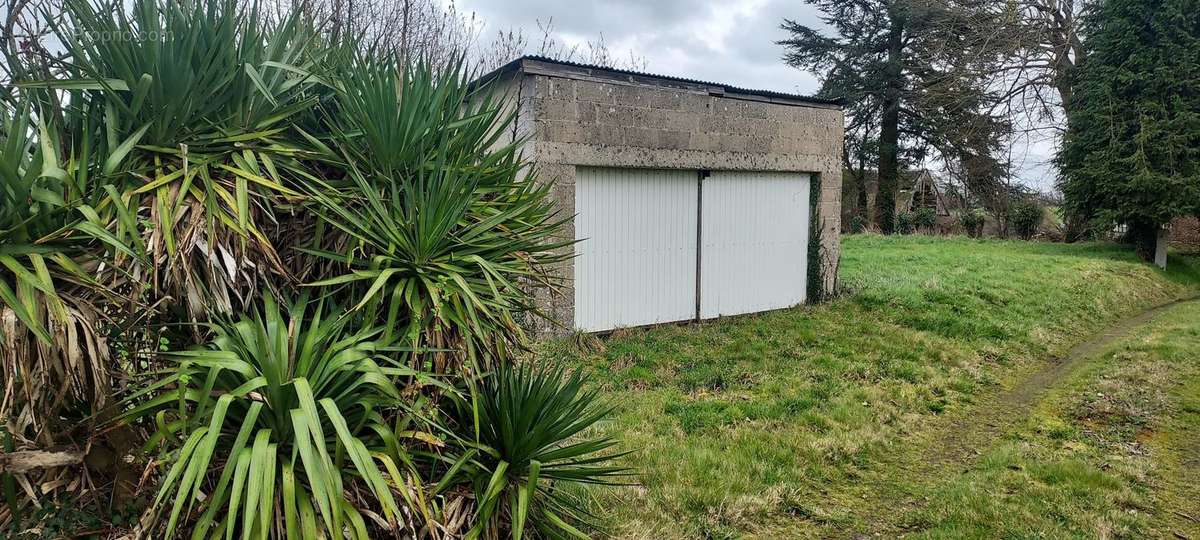 Maison à MONCY