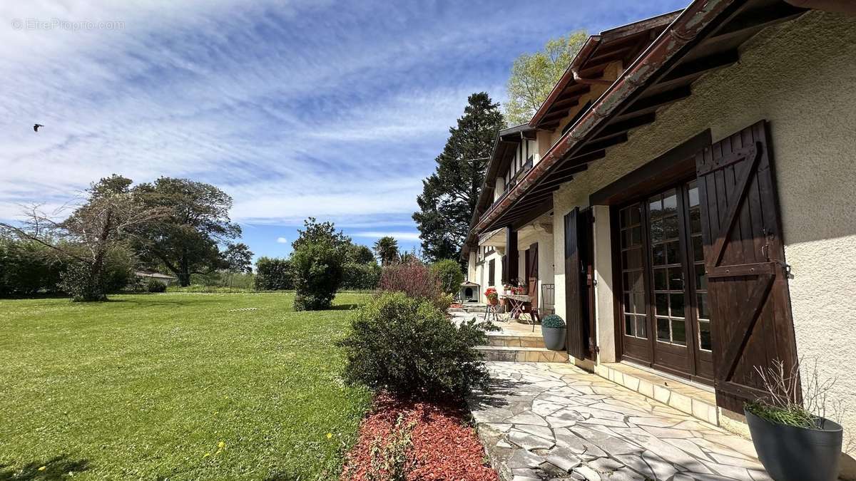 Maison à ARCANGUES