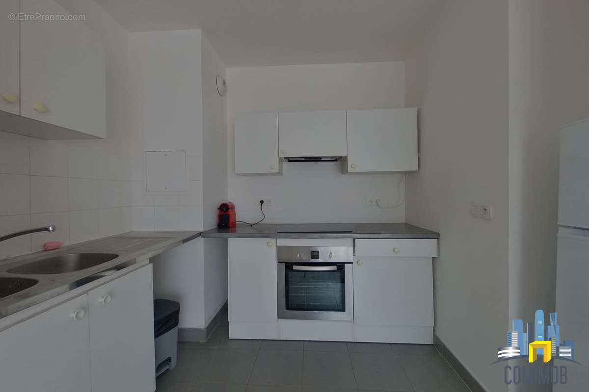 Appartement à COURBEVOIE