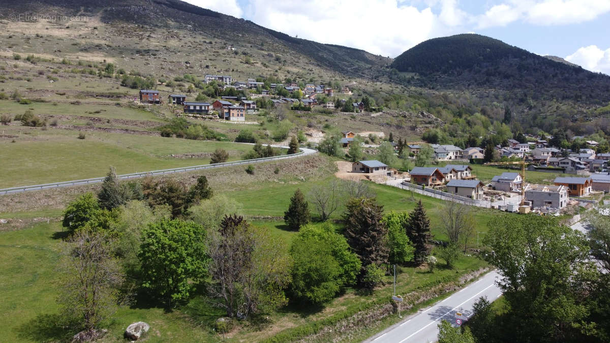 Terrain à TARGASSONNE