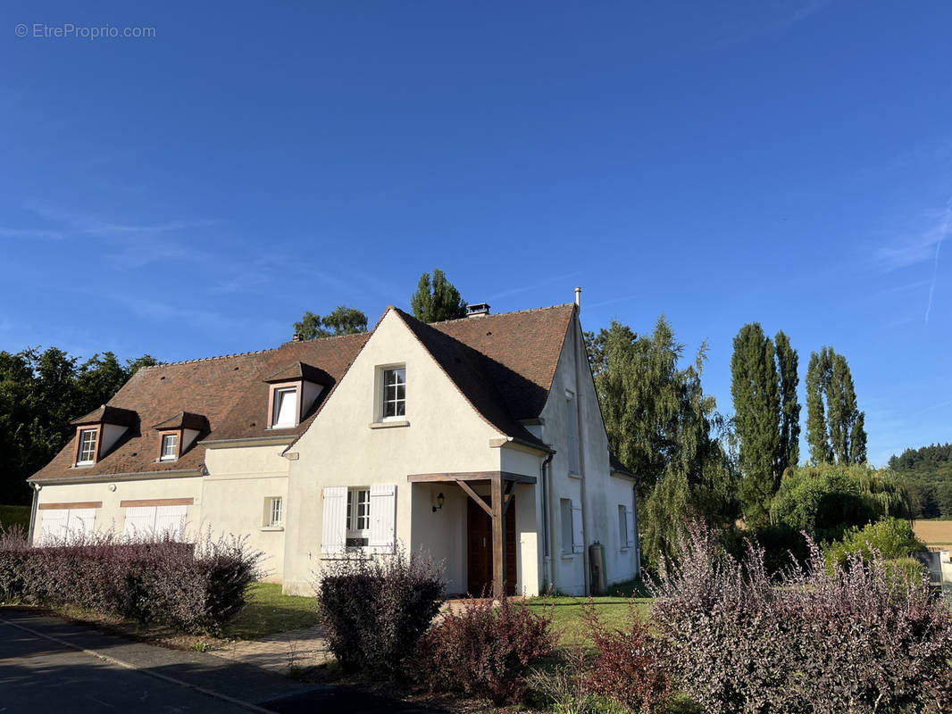 Maison à SENLIS