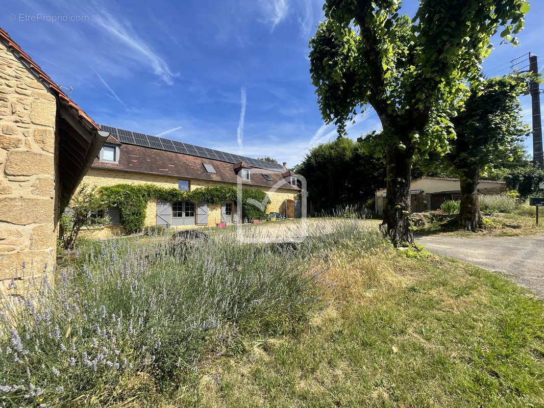 Maison à SARLAT-LA-CANEDA