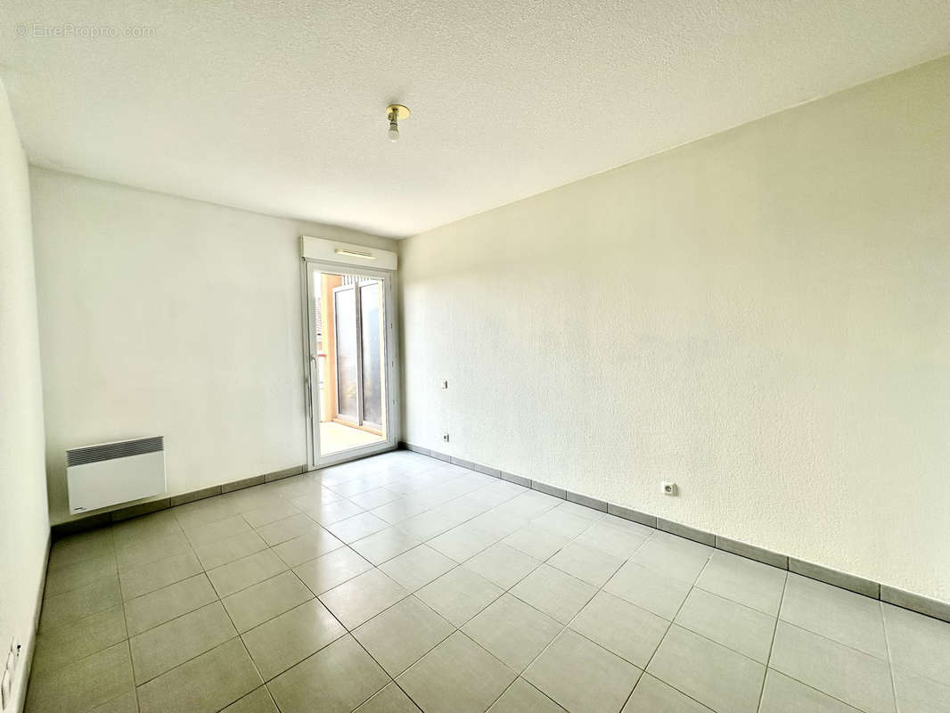 Appartement à PUGET-SUR-ARGENS