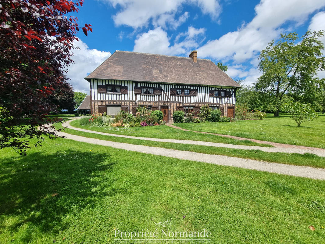 Maison à BERNAY