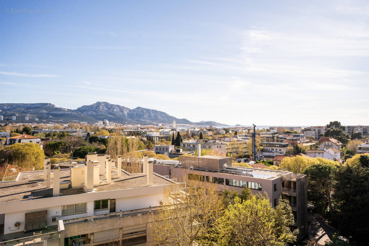 Appartement à MARSEILLE-8E