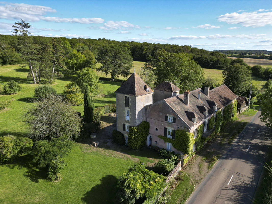 Maison à RUAGES