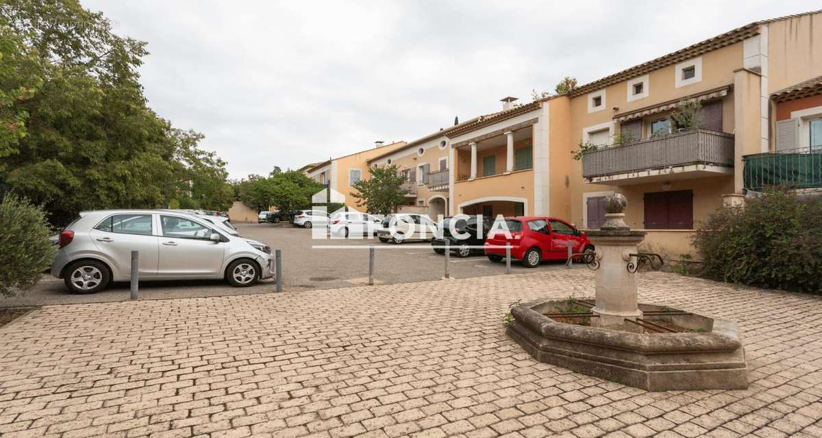 Appartement à SALON-DE-PROVENCE