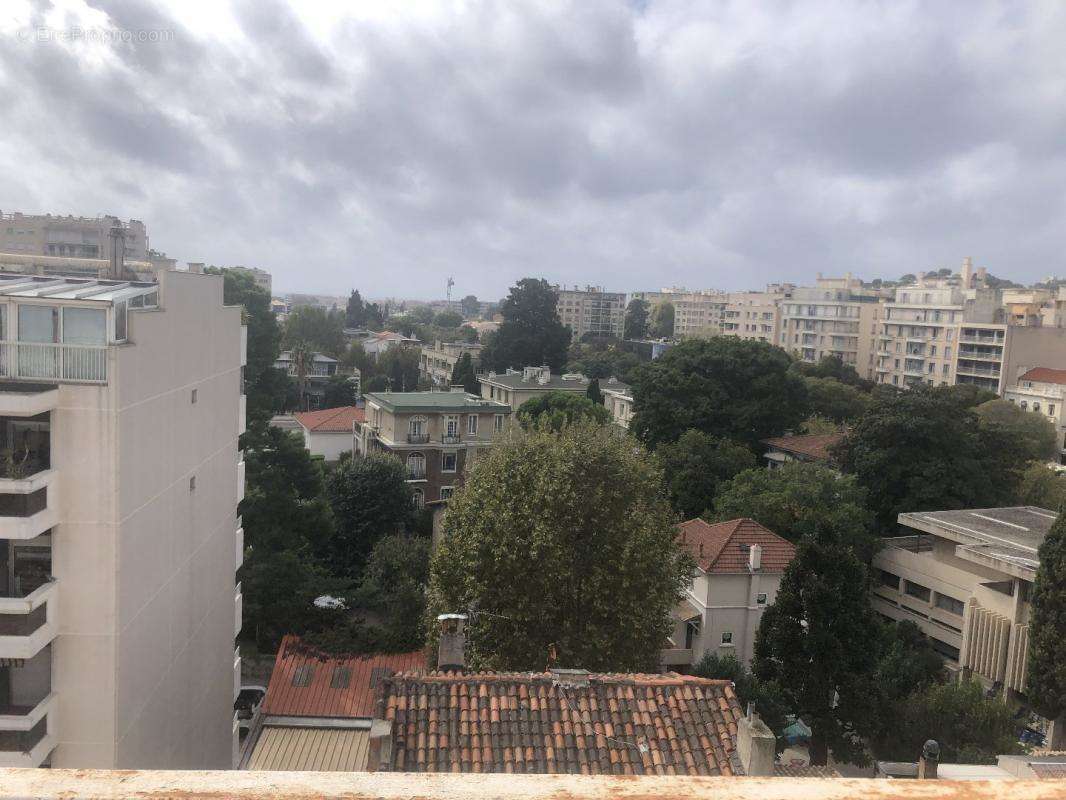 Appartement à MARSEILLE-8E