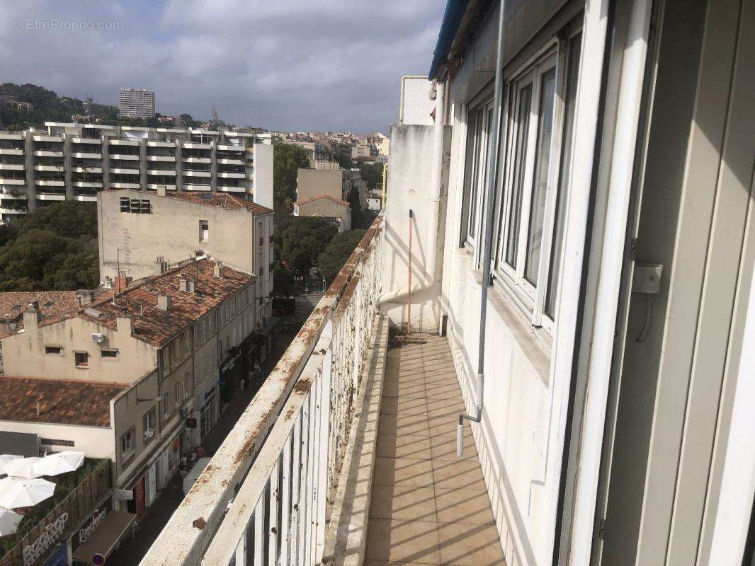 Appartement à MARSEILLE-8E