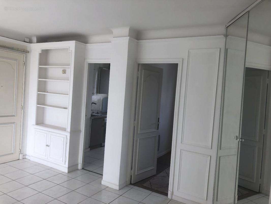 Appartement à MARSEILLE-8E