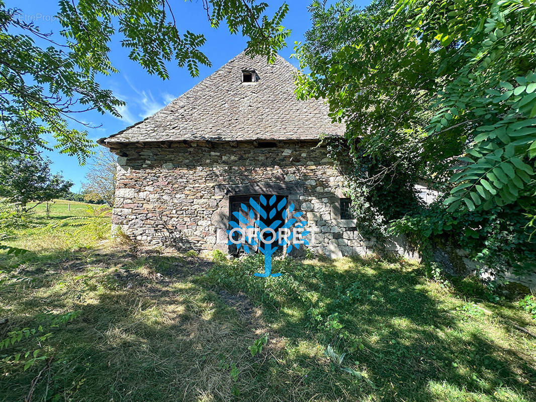 Maison à TAUSSAC