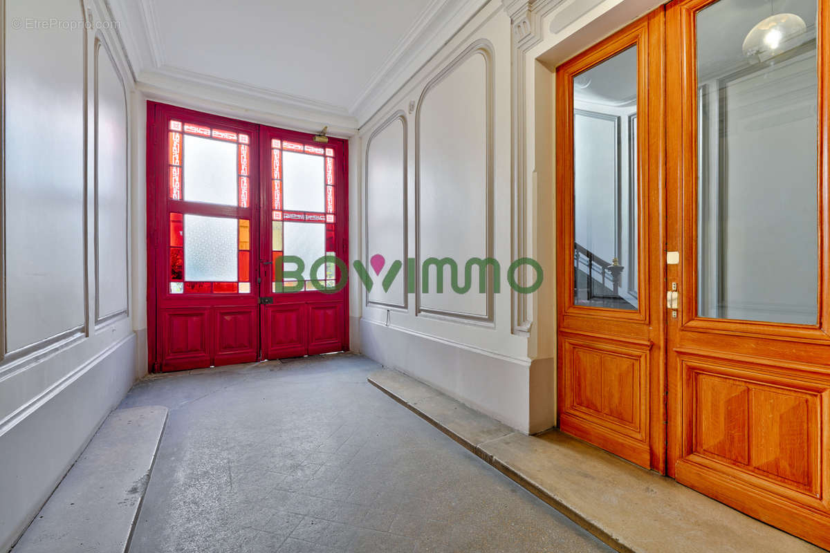 Appartement à PARIS-18E