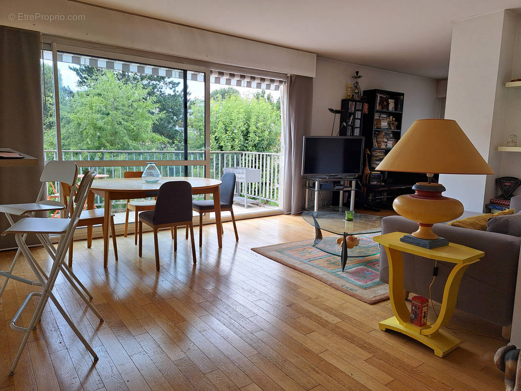 Appartement à GARCHES