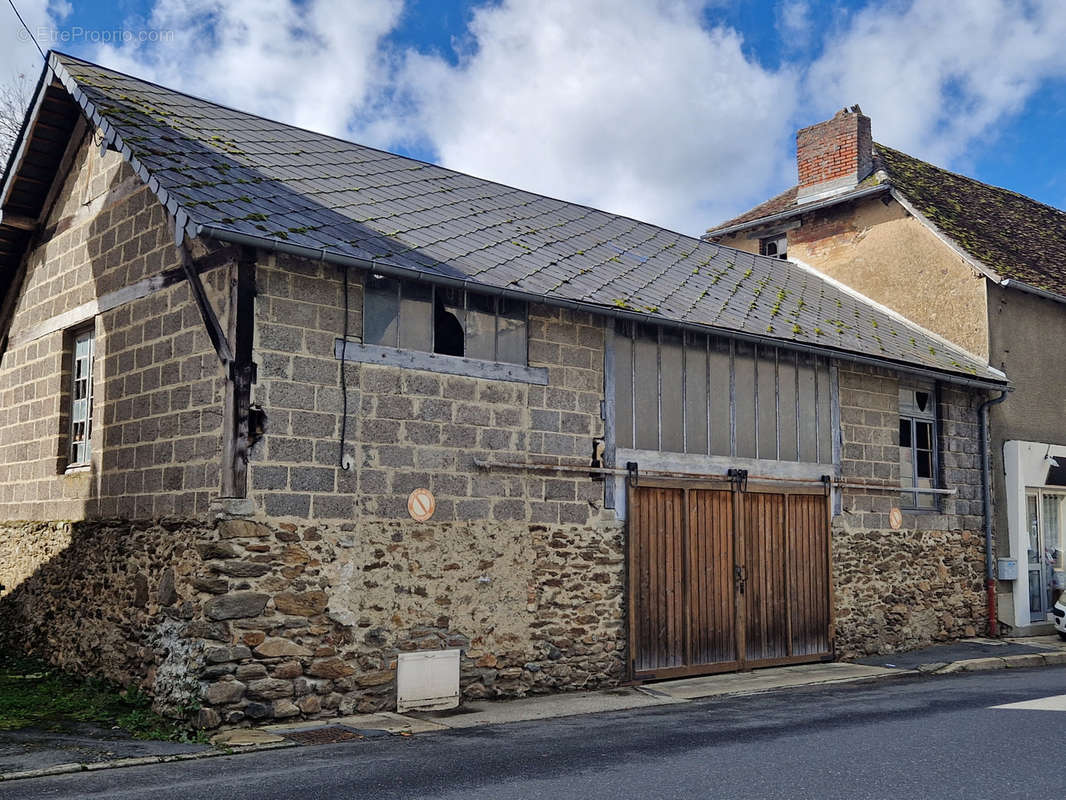 Maison à LUBERSAC